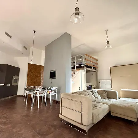 Loft In *
